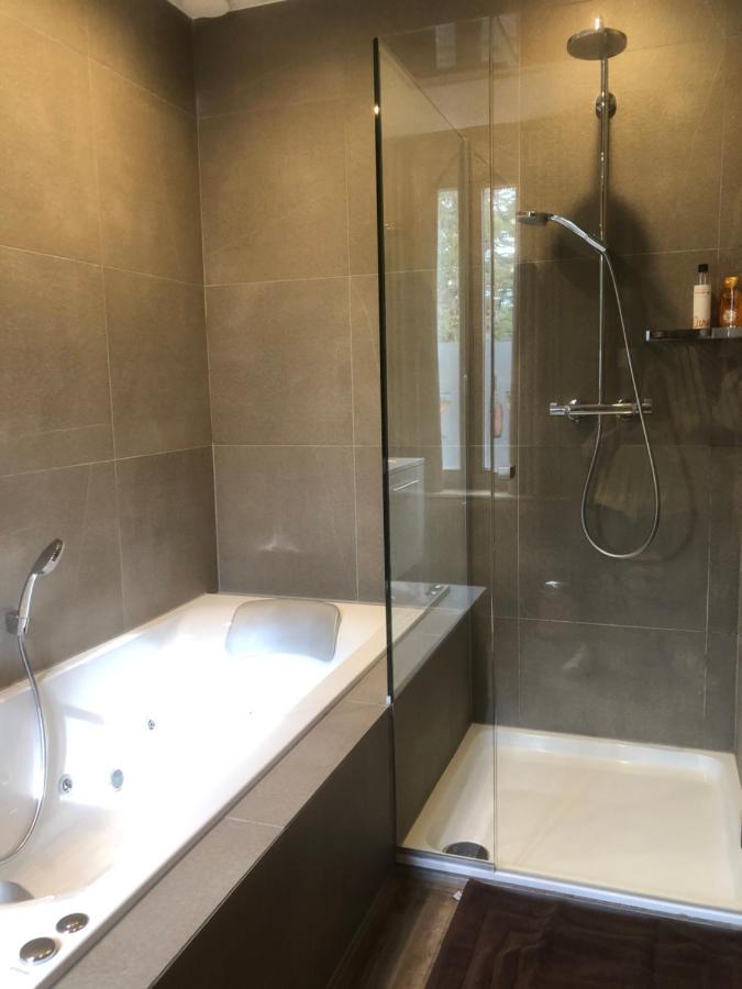 Hotel Duivels Paterke Harelbeeksestraat 29, 8500 Кортрейк Екстер'єр фото