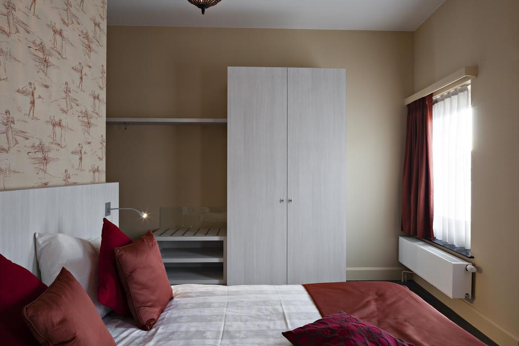 Hotel Duivels Paterke Harelbeeksestraat 29, 8500 Кортрейк Екстер'єр фото