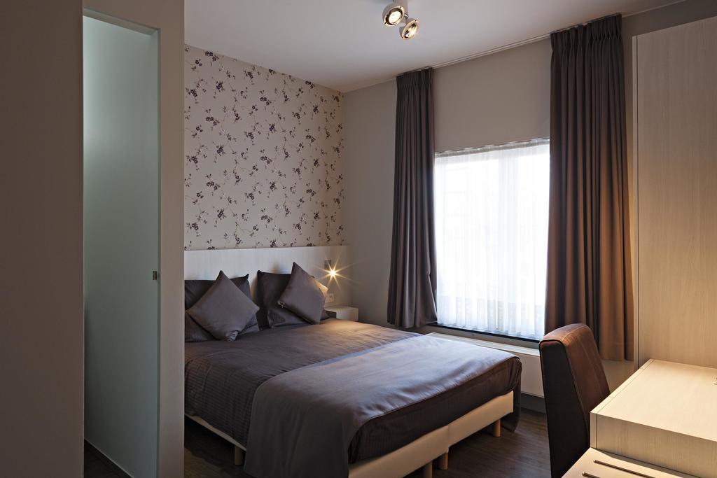Hotel Duivels Paterke Harelbeeksestraat 29, 8500 Кортрейк Екстер'єр фото